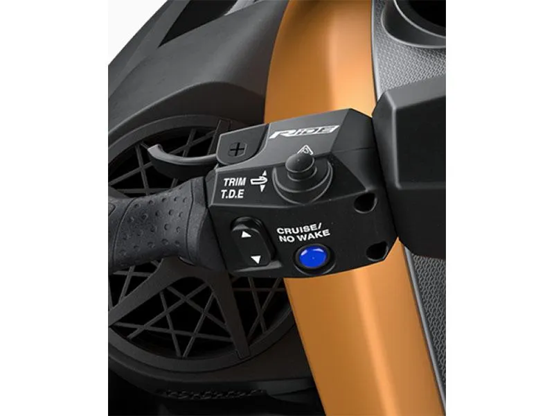 Slide: The Image of Yamaha FX Cruiser HO with Audio 2025 - 3