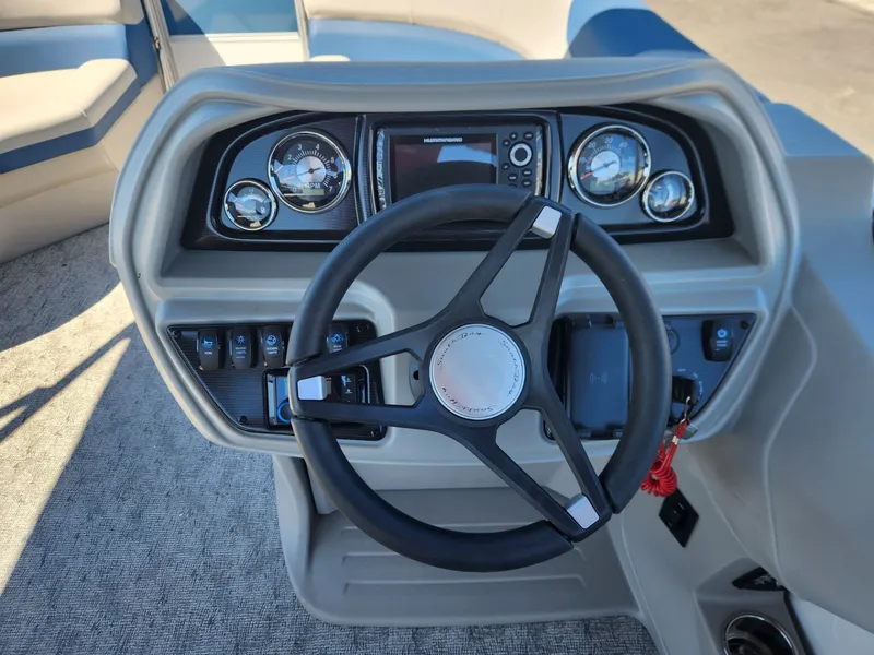 Slide: The Image of South Bay 220RS LE 2025 - 12