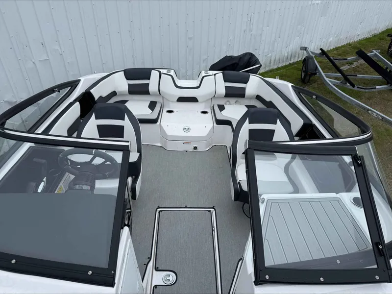 Slide: The Image of Yamaha SX195 2024 - 10