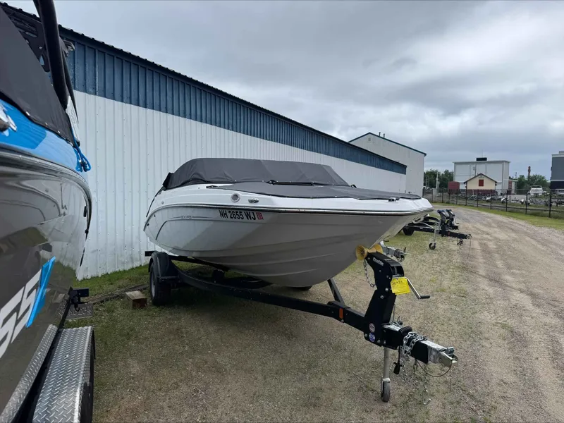 Slide: The Image of Yamaha SX195 2024 - 5