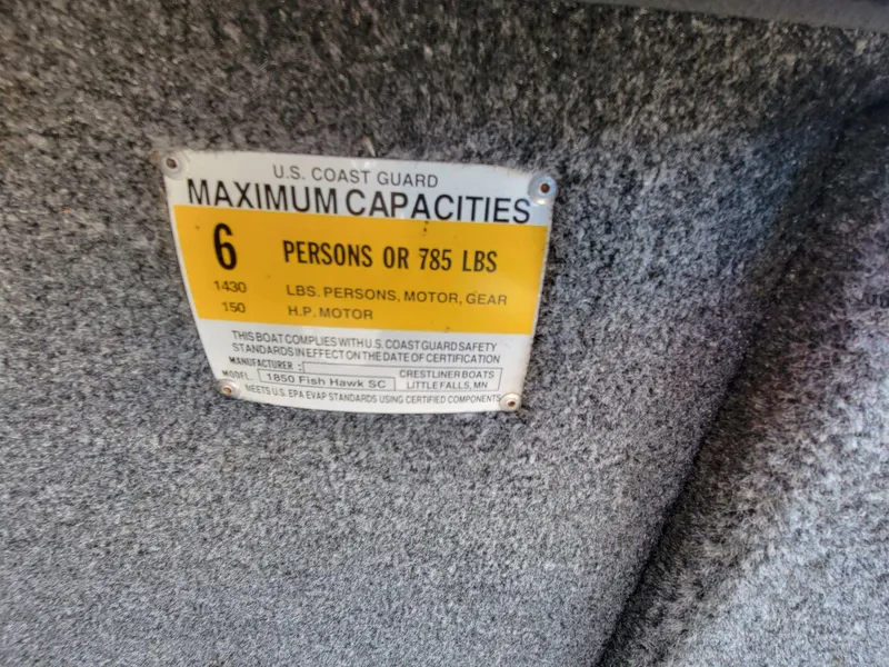 Slide: The Image of Crestliner Fish Hawk 1850 2012 - 32