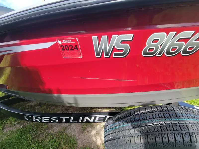 Slide: The Image of Crestliner Fish Hawk 1850 2012 - 6