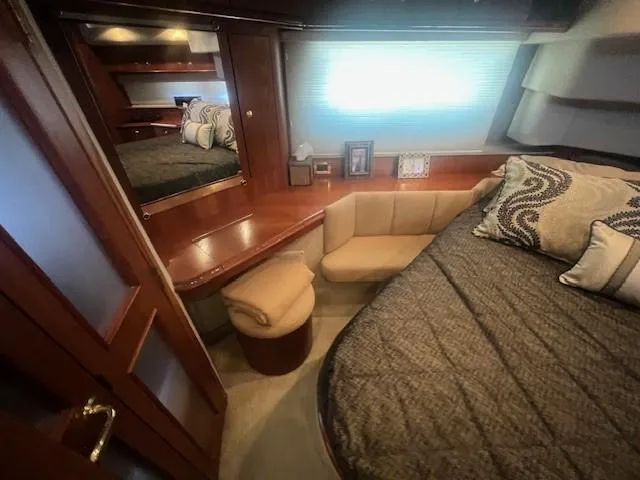 Slide: The Image of Cruisers Yachts 4450 Express Motoryacht 2000 - 50