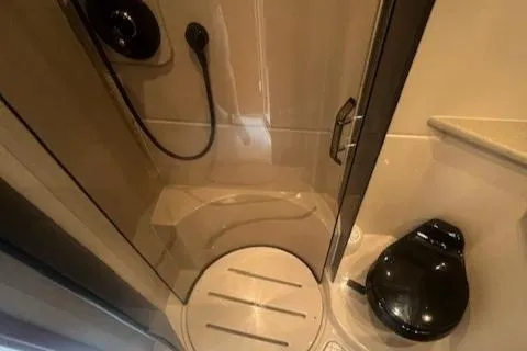 Slide: The Image of Cruisers Yachts 4450 Express Motoryacht 2000 - 53