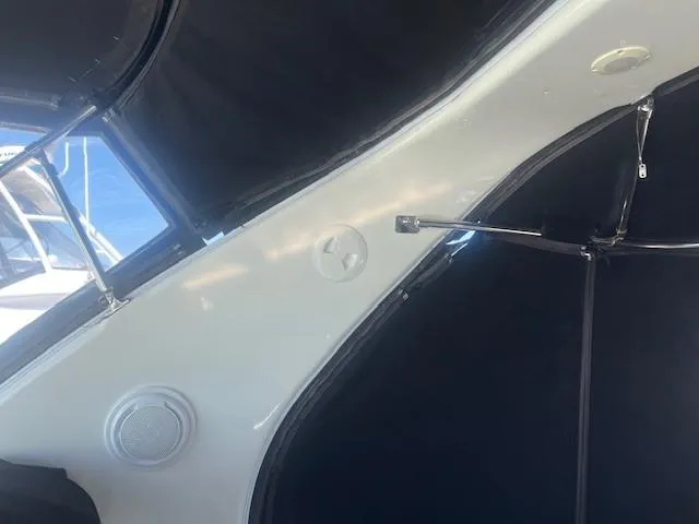 Slide: The Image of Cruisers Yachts 4450 Express Motoryacht 2000 - 67