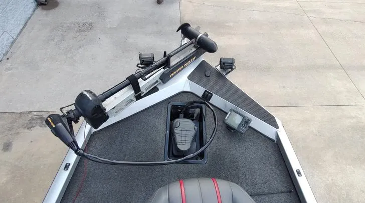 Slide: The Image of 2014 Ranger RT188 boat deck with trolling motor and control panel. - 5