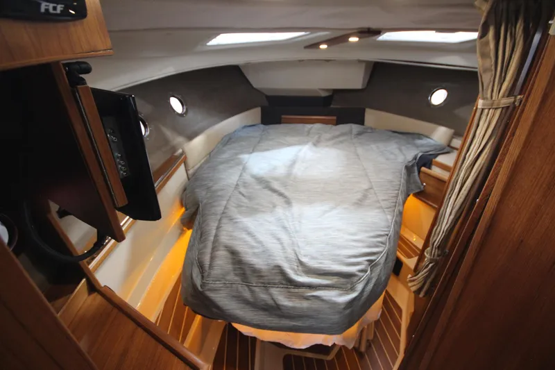 Slide: The Image of Ranger Tug R-29 Command Bridge LE 2024 - 57