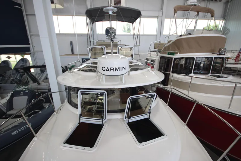 Slide: The Image of Ranger Tug R-29 Command Bridge LE 2024 - 64