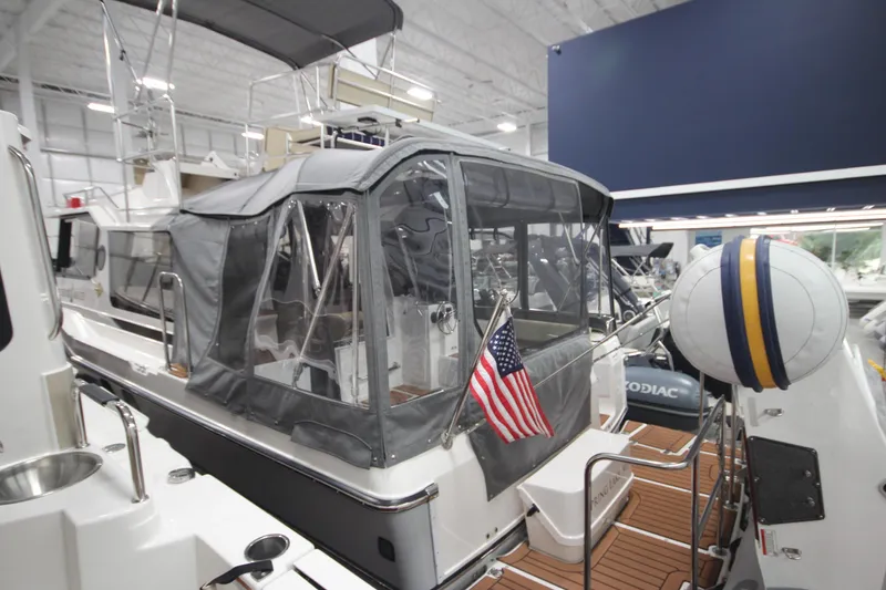 Slide: The Image of Ranger Tug R-29 Command Bridge LE 2024 - 67