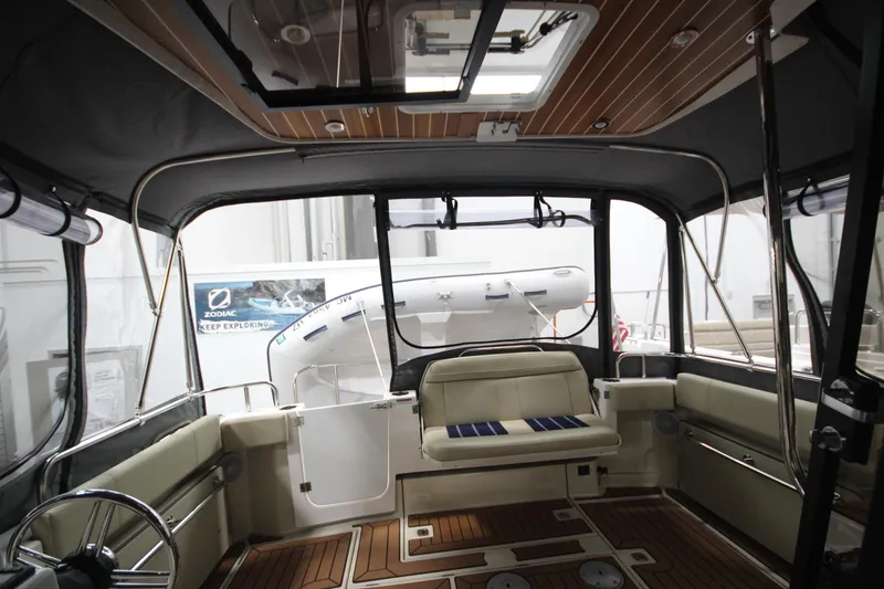 Slide: The Image of Ranger Tug R-29 Command Bridge LE 2024 - 70