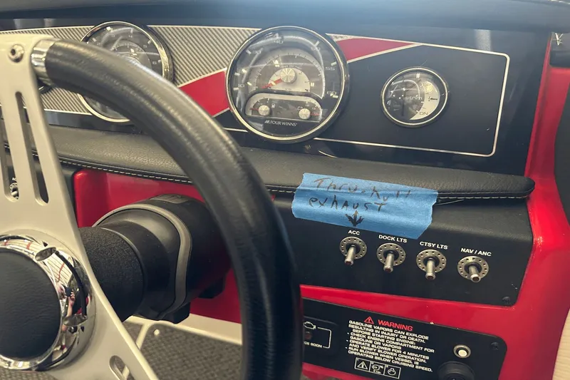 Slide: The Image of Four Winns 235 SD SIGNATURE 2014 - 12