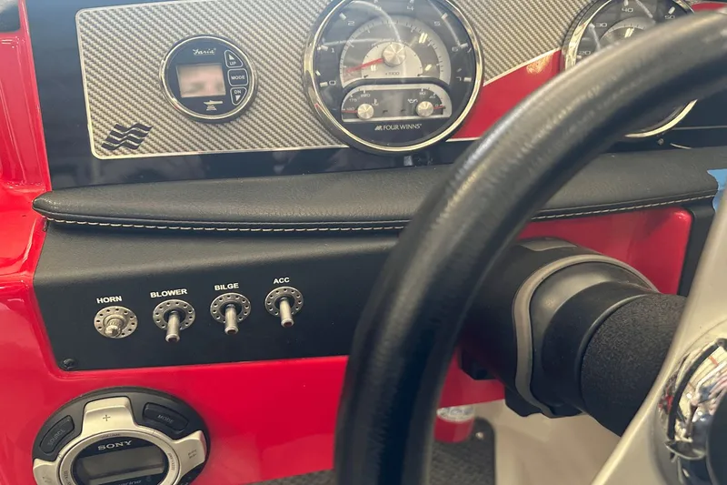 Slide: The Image of Four Winns 235 SD SIGNATURE 2014 - 13