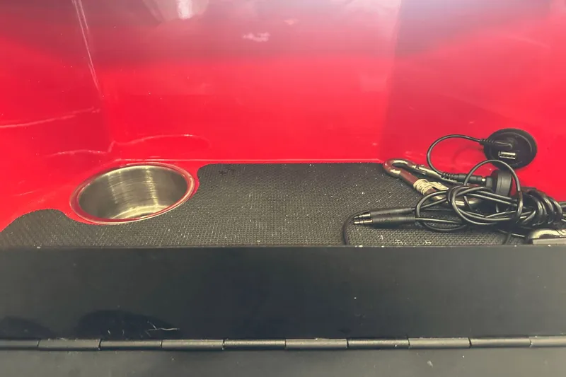 Slide: The Image of Four Winns 235 SD SIGNATURE 2014 - 17