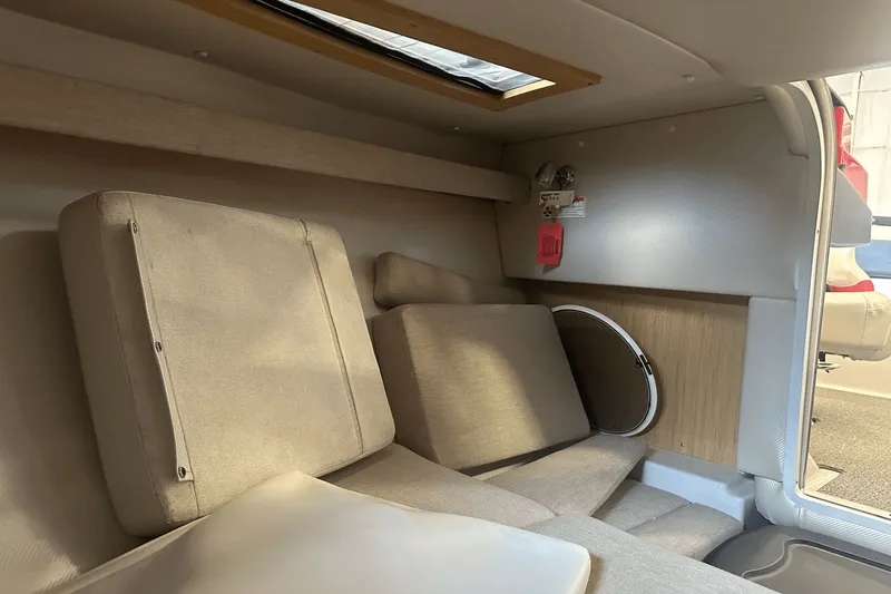 Slide: The Image of Four Winns 235 SD SIGNATURE 2014 - 28