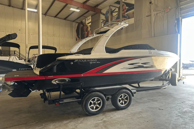 Slide: The Image of Four Winns 235 SD SIGNATURE 2014 - 3