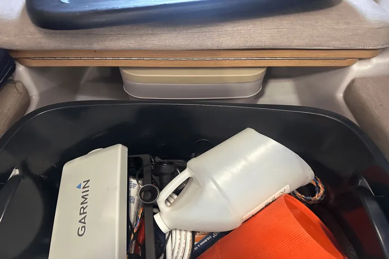 Slide: The Image of Four Winns 235 SD SIGNATURE 2014 - 34