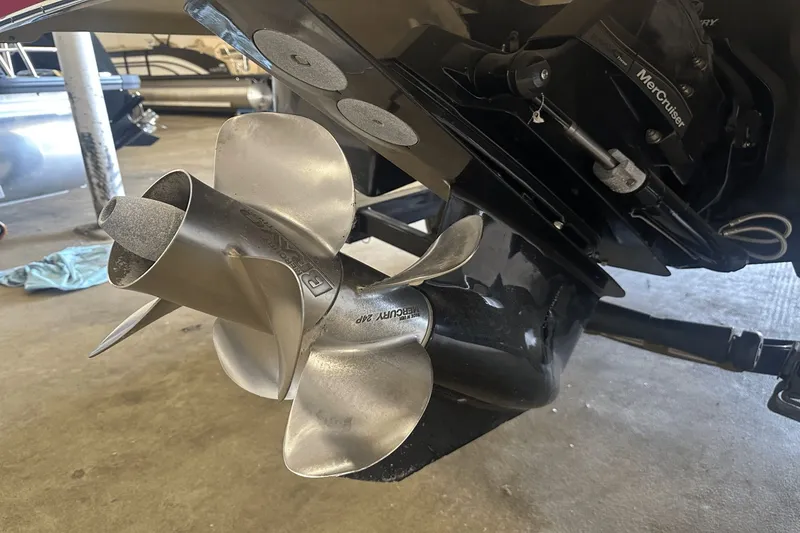 Slide: The Image of Four Winns 235 SD SIGNATURE 2014 - 5