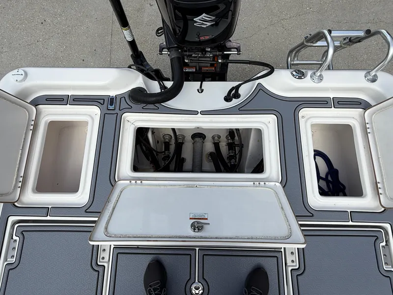 Slide: The Image of Electrical system of 2022 Blue Wave 2400 PureBay boat with batteries and wiring. - 15