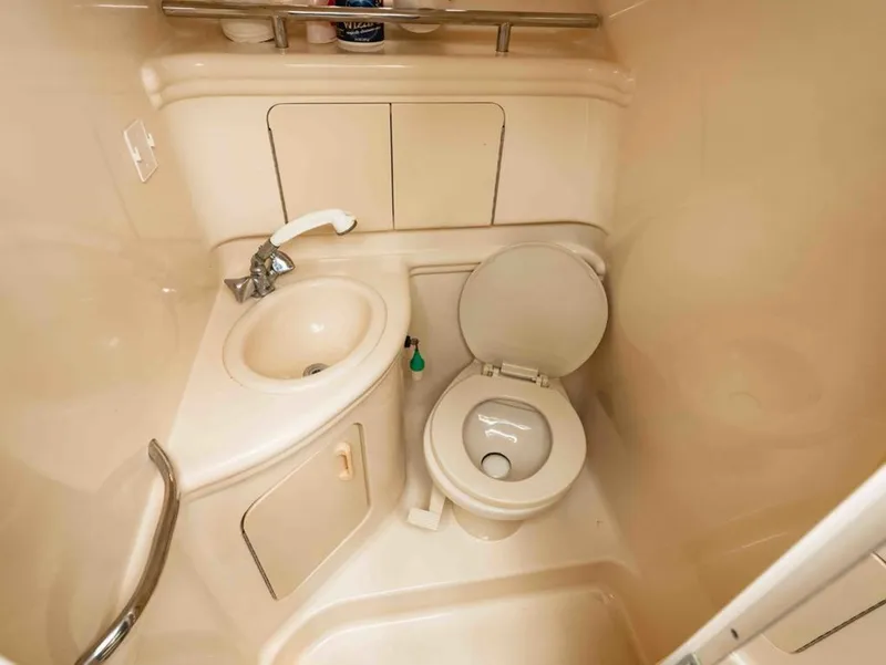 Slide: The Image of Sea Ray Sundancer 280 2001 - 24