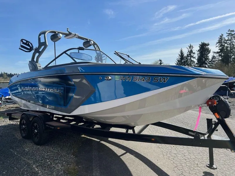 Slide: The Image of Nautique Super Air Nautique G23 2017 - 4