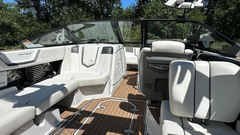 Slide: The Image of Nautique Super Air Nautique G23 2019 - 10