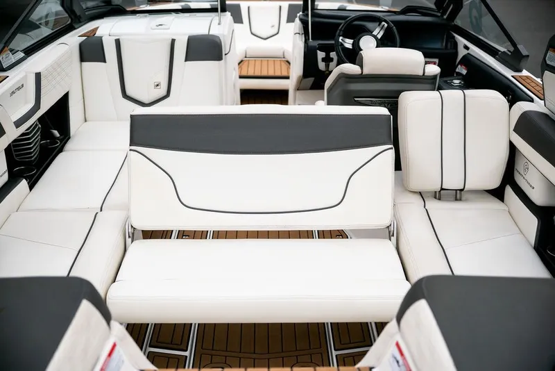 Slide: The Image of Nautique Super Air Nautique G23 2019 - 17