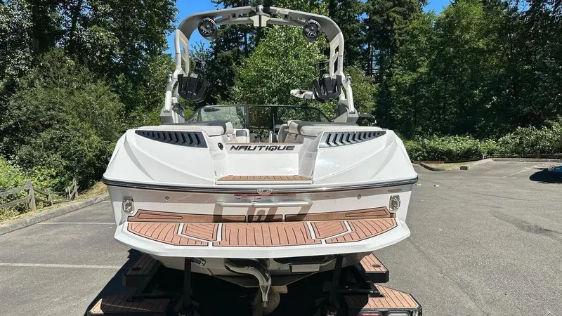 Slide: The Image of Nautique Super Air Nautique G23 2019 - 5