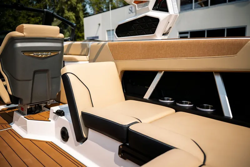 Slide: The Image of Nautique Super Air Nautique GS22 2023 - 15