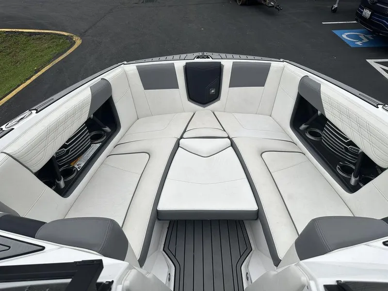 Slide: The Image of Nautique Super Air Nautique G23 2020 - 5