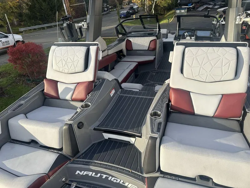 Slide: The Image of Nautique Super Air Nautique G23 Paragon 2021 - 4