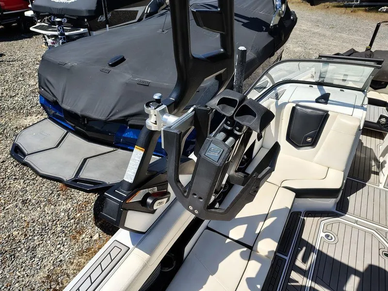 Slide: The Image of Nautique Super Air Nautique G23 2018 - 5