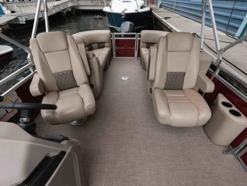 Slide: The Image of Sun Tracker Party Barge 22DLX 2024 - 16