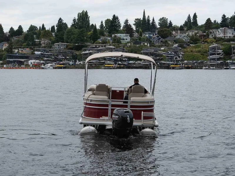 Slide: The Image of Sun Tracker Party Barge 22DLX 2024 - 4