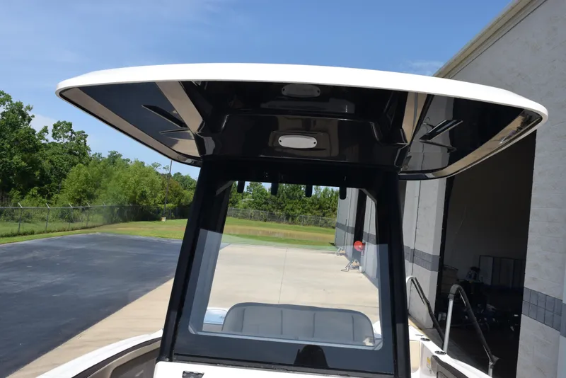 Slide: The Image of 2024 Yamaha Boats 255 FSH Sport H, showcasing sleek design and modern features. - 16