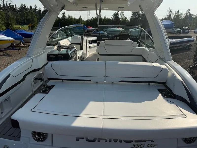 Slide: The Image of Formula 350 CBR 2022 - 54