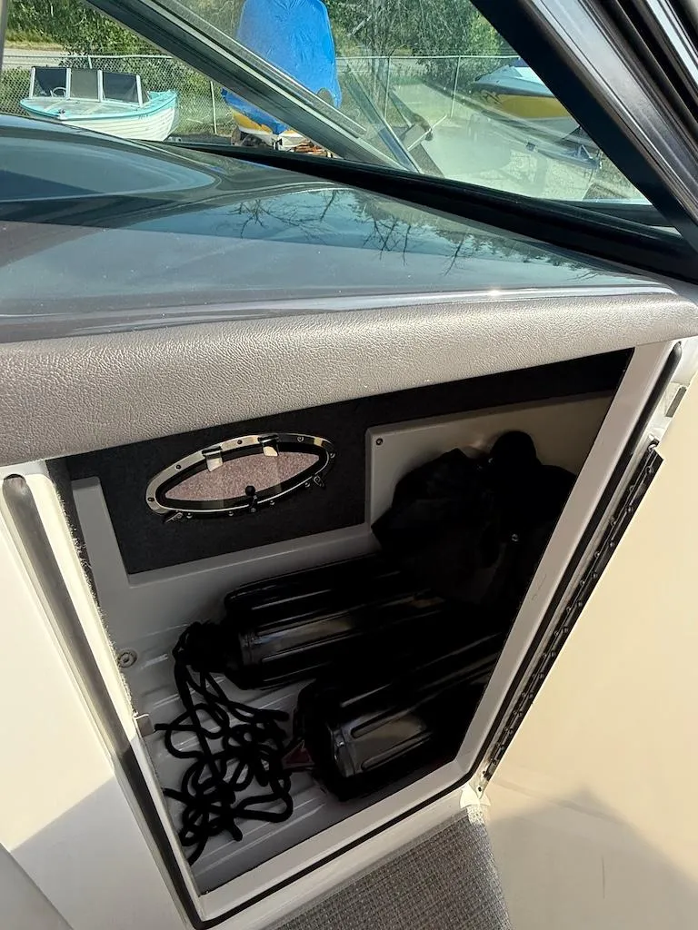 Slide: The Image of Formula 350 CBR 2022 - 69