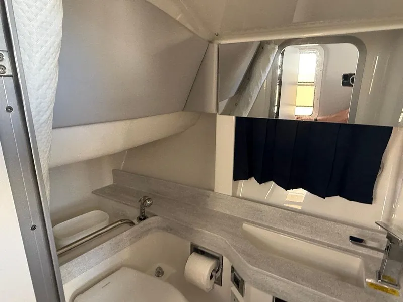 Slide: The Image of Formula 350 CBR 2022 - 76