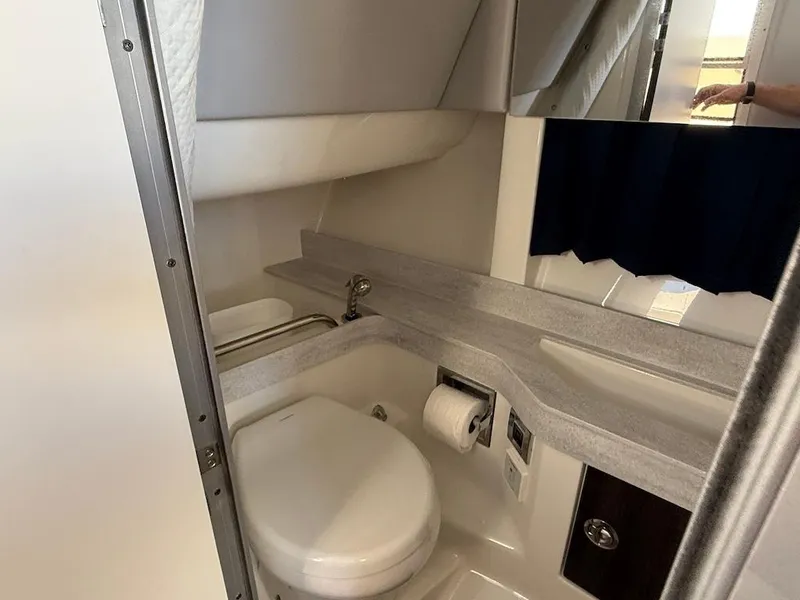 Slide: The Image of Formula 350 CBR 2022 - 77