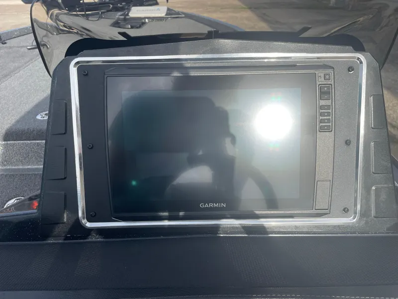 Slide: The Image of Ranger Z520R 2022 - 20