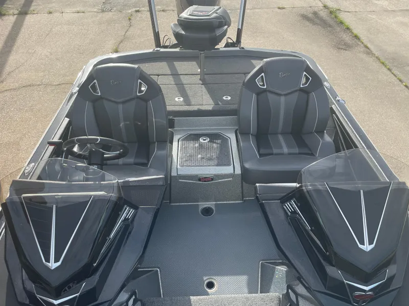 Slide: The Image of Ranger Z520R 2022 - 24