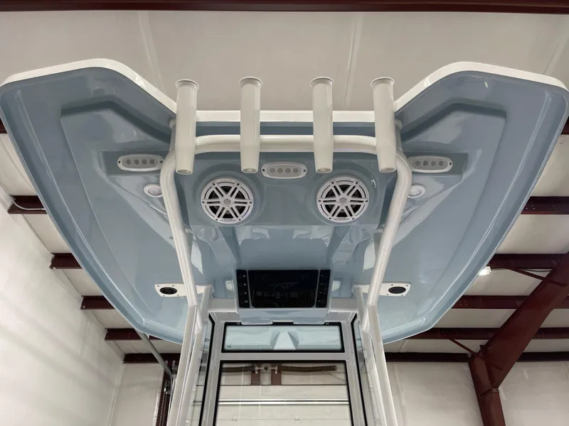 Slide: The Image of Tidewater 210 LXF 2025 - 17