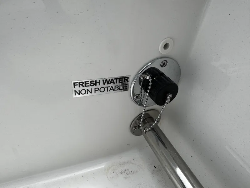 Slide: The Image of Fresh water non-potable label on 2025 Sea Pro 225 Sandbar boat. - 23