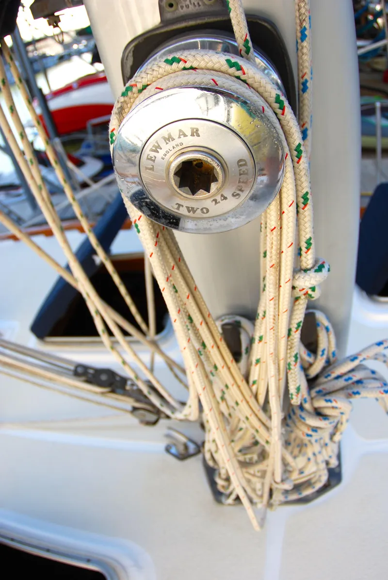 Slide: The Image of Close-up of Lewmar winch with ropes on 1985 Endeavour 38 sailboat. - 13