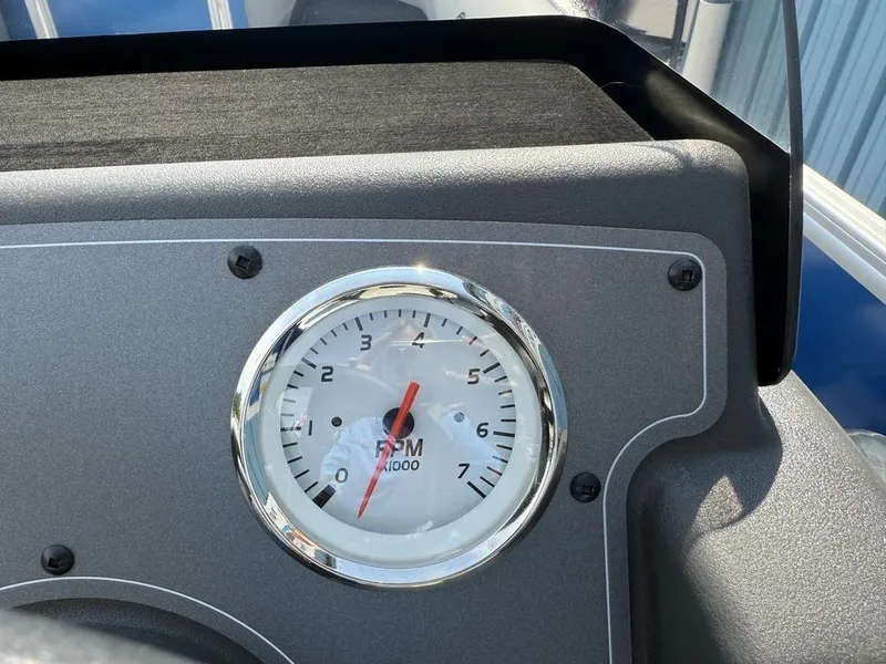 Slide: The Image of Tachometer on 2026 Sun Tracker PARTY BARGE® 16 DLX dashboard, showing RPM gauge. - 10