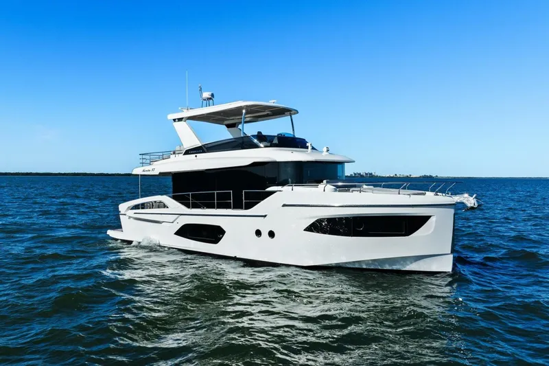 Slide: The Image of 2025 Absolute Navetta 53 - Profile - 55