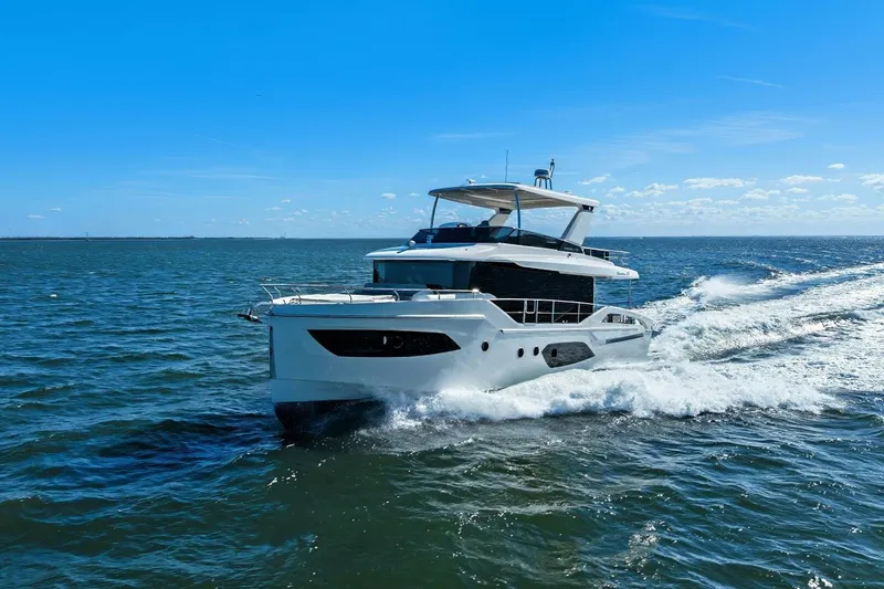 Slide: The Image of 2025 Absolute Navetta 53 - Profile - 64