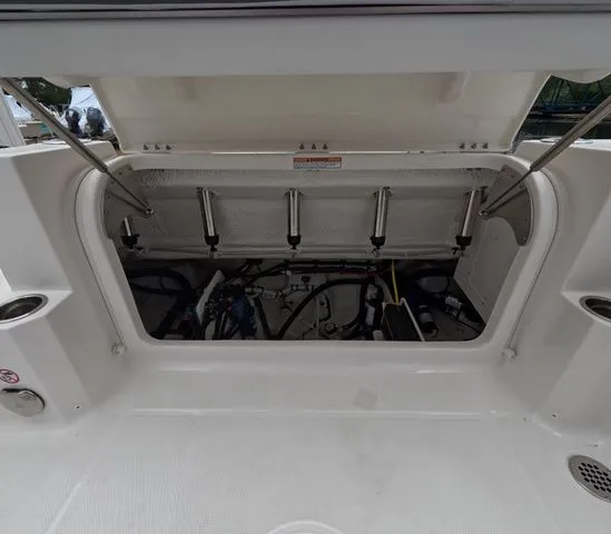 Slide: The Image of Robalo Center Console R270 In Stock 2026 - 11