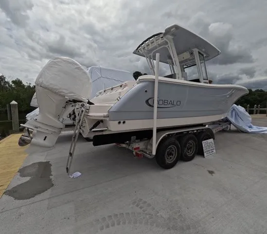 Slide: The Image of Robalo Center Console R270 In Stock 2026 - 3