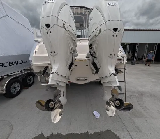 Slide: The Image of Robalo Center Console R270 In Stock 2026 - 6