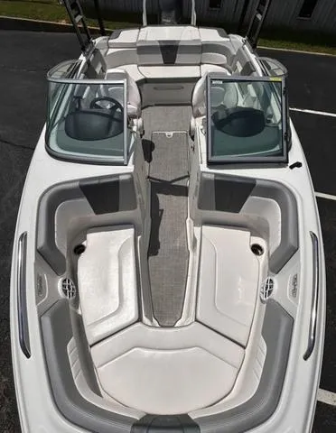 Slide: The Image of Chaparral 23 SSi OB 2021 - 7